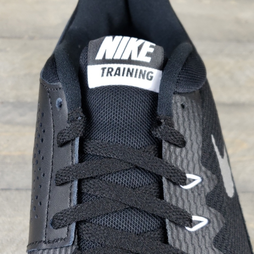 New Men's Nike Legend Trainer Leather/Mesh - Picture 8 of 8